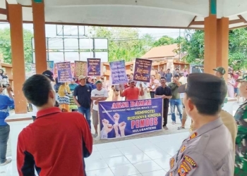 Kecewa Kinerja Kuwu Hulubanteng Cirebon, Warga Geruduk Balaidesa