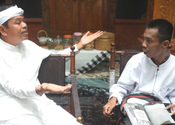 Rizal Penulis Indramayu Bersilaturahmi ke Dedi Mulyadi