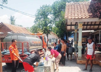 BPBD Kabupaten Cirebon Perpanjang Distribusi Bantuan Air Bersih