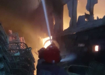 Gudang Pabrik Rotan Tegalwangi Cirebon Terbakar