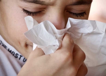 Jangan Khawatir, Berikut 8 Cara Mengobati Batuk Anak Secara Alami