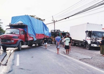 Kecelakaan di Cirebon, Empat Truk Tabrakan Beruntun