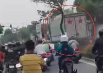 Truk Kontainer Ugal-ugalan di Cipondoh Tangerang, Tabrak 10 Mobil dan 6 Sepeda Motor, Korban Berjatuhan