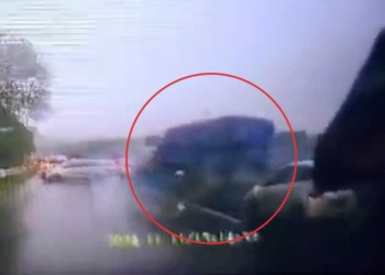 Rekaman Detik-detik Penyebab Kecelakaan Beruntun di Tol Purbaleunyi, Truk Tronton Nyelonong