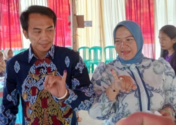 Coblos di TPS 02, Jigus Optimis Menang Pilbup Cirebon 2024