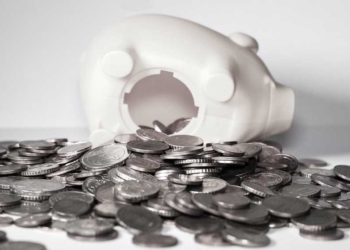 10 Cara Menabung Meski Gaji UMR