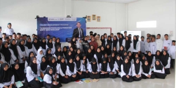 Dosen STAIKU Bangun Generasi Percaya Diri di SMPIT Ibnu Khaldun