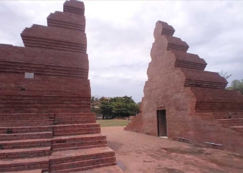Gapura Alun-alun Kejaksan Cirebon Retak, Diperbaiki Tahun Depan, Sedot Anggaran Ratusan Juta