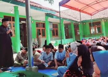 MI Miftahusibyan Kertasari Cirebon Peringati Isra Mi’raj