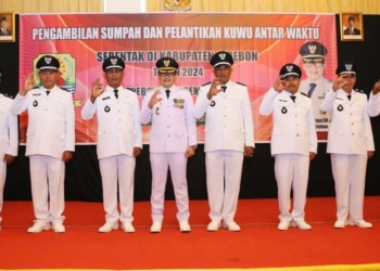 Pj Bupati Cirebon Lantik 7 Kuwu PAW