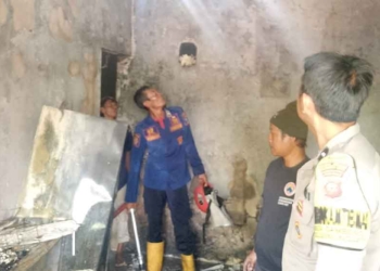 Kebakaran di Cirebon, Arus Pendek Listrik di Kulkas, Rumah Warga Gunungjati Dilalap Api