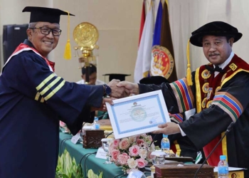 Pj Wali Kota Cirebon Raih Gelar Doktor di IPDN Jakarta 