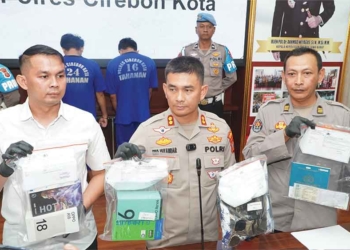 Polisi Gadungan di Cirebon Rampas Motor, Tuduh Korban Terlibat Narkoba dan Paksa Tes Urine