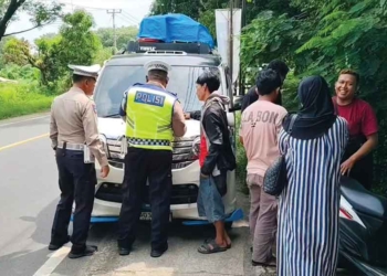 Belasan Travel Gelap Terjaring Razia di Cirebon