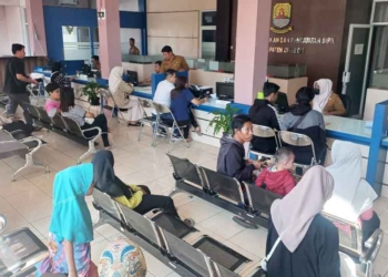 Ratusan Warga Kabupaten Cirebon Ajukan Pindah Domisili