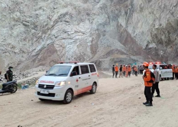 3 Jenazah Korban Tertimbun Longsor Gunung Kuda Cirebon Ditemukan, Pencarian Masih Dilakukan