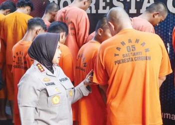 Polisi Gadungan di Cirebon Tipu Pacar Rp50 Juta, Uangnya Malah Digunakan untuk Nikahi Wanita Lain