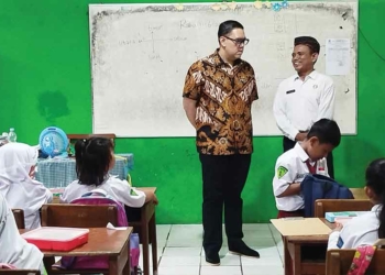 Alokasi APBD Kabupaten Cirebon Dipertanyakan, Dave Minta DPRD dan Bupati Sisir Anggaran Fasilitas Sekolah