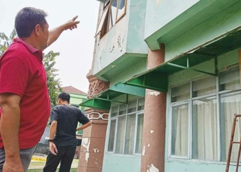 Bunuh diri di Cirebon, NS Diduga Loncat dari Atas Masjid Agung Sumber