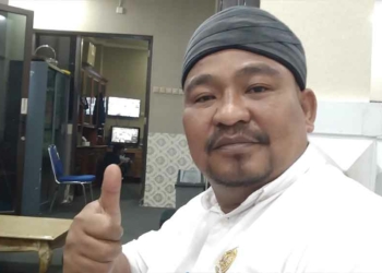 Biaya Seragam Beratkan Orang Tua Siswa, Anggota DPRD Kota Cirebon Usul Komite Sekolah Dibubarkan