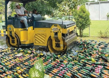 Ribuan Miras dan Knalpot Bising Dimusnahkan