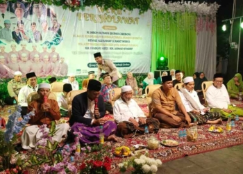 Weru Bersholawat di Pasar Batik Trusmi Cirebon, Sarana Ibadah Sekaligus Gerakan Ekonomi Warga