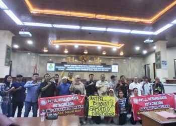 PKL Kesambi Cirebon Minta Perlindungan Dewan, Terima Surat Peringatan 3 Lapak akan Digusur Pemprov Jabar