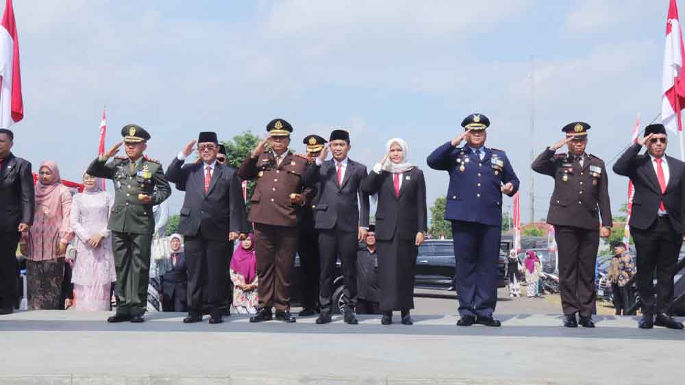 Peringatan Hari Pahlawan Tingkat Kabupaten Cirebon, Jaga Api Perjuangan, Hidupkan Semangat Para Pahlawan