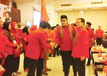 Rudiana Jabat Ketua DPC PDIP Kabupaten Cirebon
