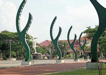 Revitalisasi Alun-alun Pataraksa Cirebon Digarap Bertahap