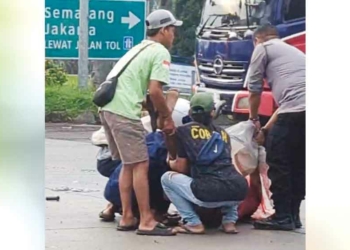 Kecelakaan di Cirebon, Terobos Lampu Merah, Pemotor Meregang Nyawa