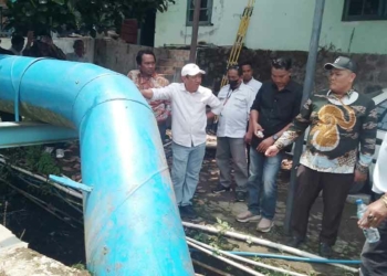 Komisi II DPRD Kabupaten Cirebon Tinjau Instalasi Pipa PDAM Indramayu di Cikalahang, Minta Bangunan Halangi Pasokan Air Dibongkar