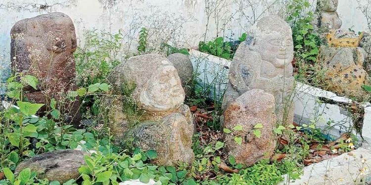 Ditengarai Warisan Prasejarah sebelum Islam, Situs Batu Semar di Pejambon Cirebon Tak Terawat