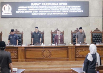 Bupati Cirebon Beri Jawaban Pandangan Fraksi terhadap 3 Raperda