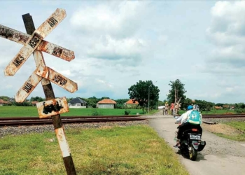 Waspada! 37 Perlintasan KA di Cirebon Tanpa Palang Pintu